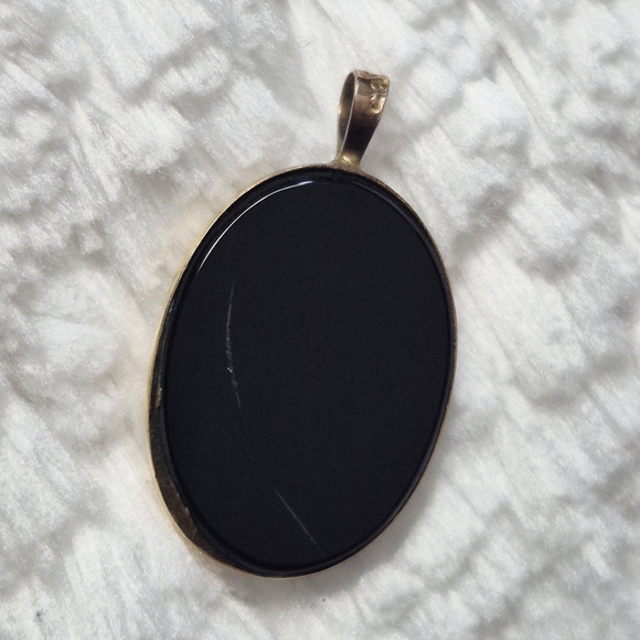 Vintage 14k Gold Onyx Sailboat Pendant - Picture 7 of 10